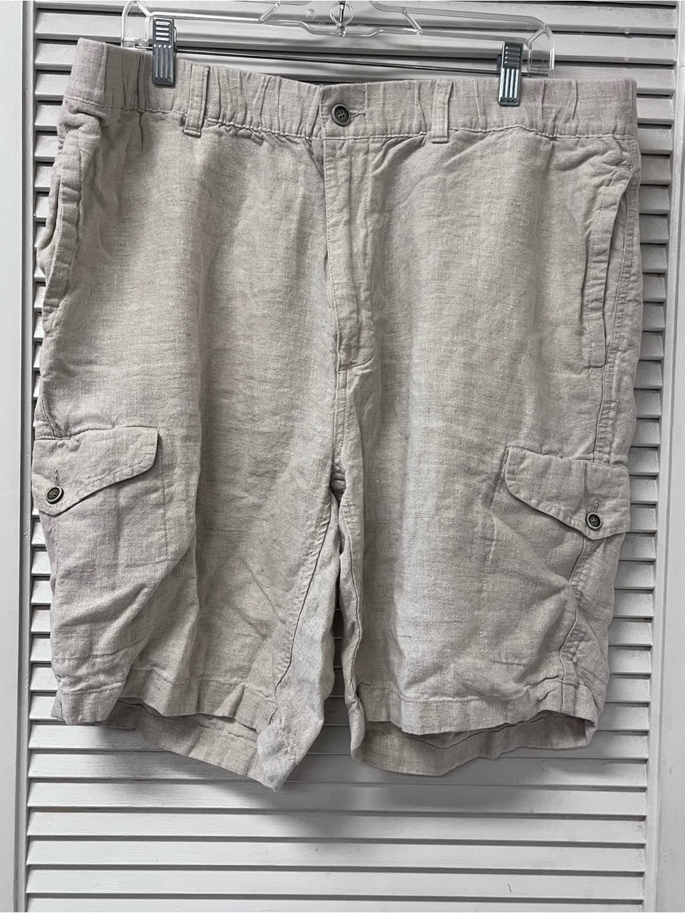 CARRIBRAN SZ42 Men's Linen Cargo Shorts in Light Tan